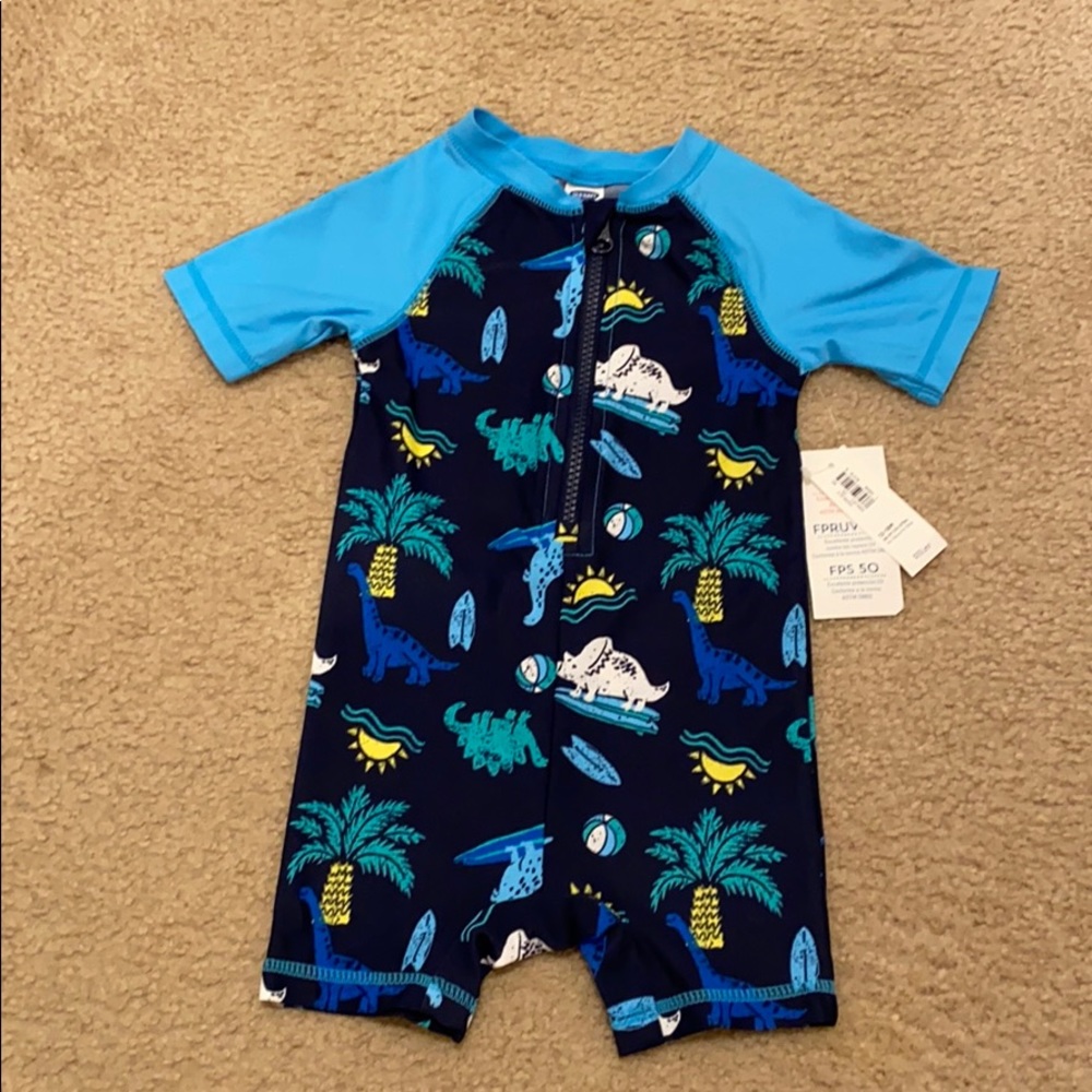 Old Navy 12-18 month swimsuit New with Tags
